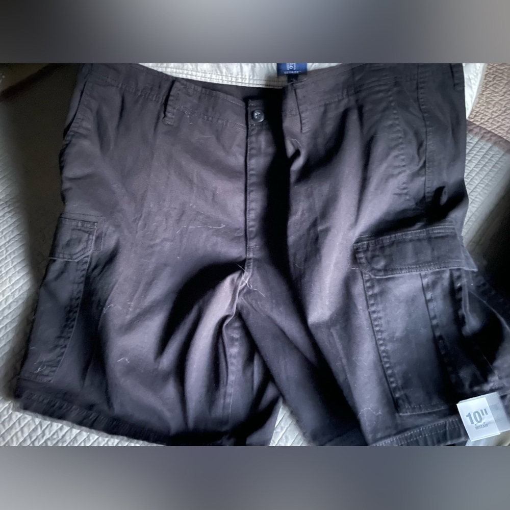 Black Cargo Shorts Size 44 
George Mens 
At The Knee 10”
100% Cotton 
NWT
